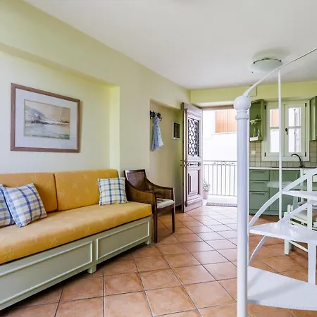 Sentefi Maisonette * Skopelos Town