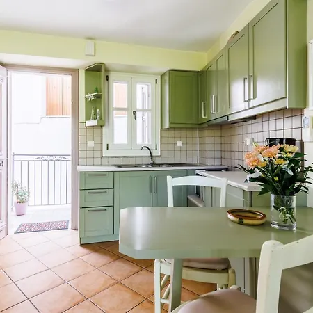 Sentefi Maisonette Apartment *