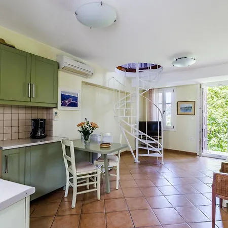 Apartment Sentefi Maisonette